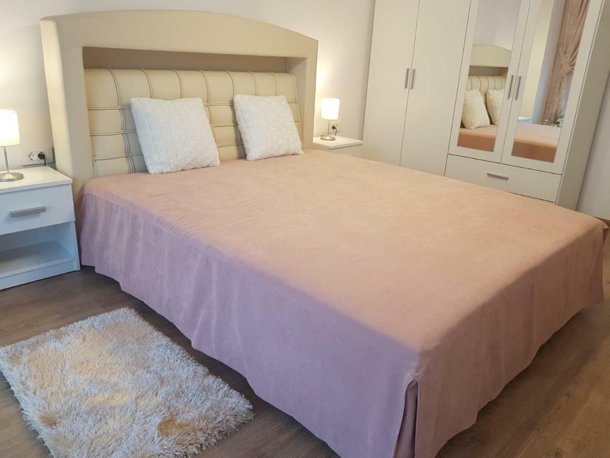 Apartament Monadin 3 브라쇼브 외부 사진