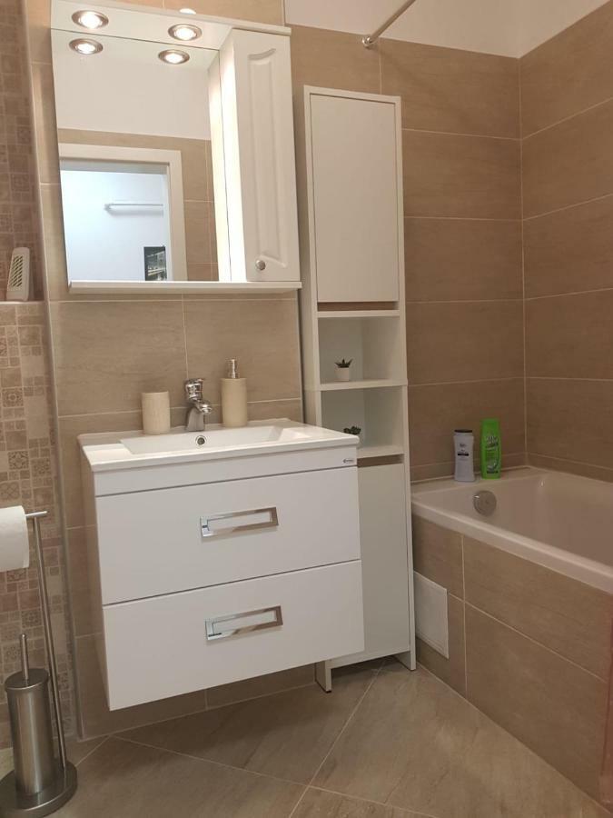 Apartament Monadin 3 브라쇼브 외부 사진