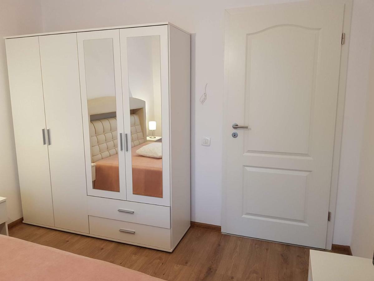 Apartament Monadin 3 브라쇼브 외부 사진